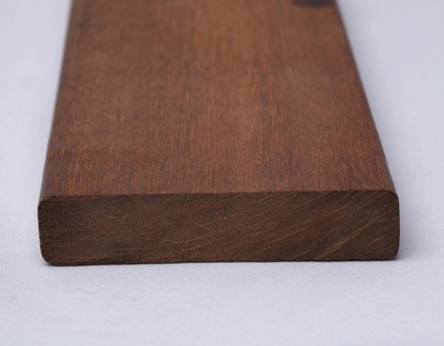 ウリン E4E 厚み30mm x 幅105mm x 長さ2400mm